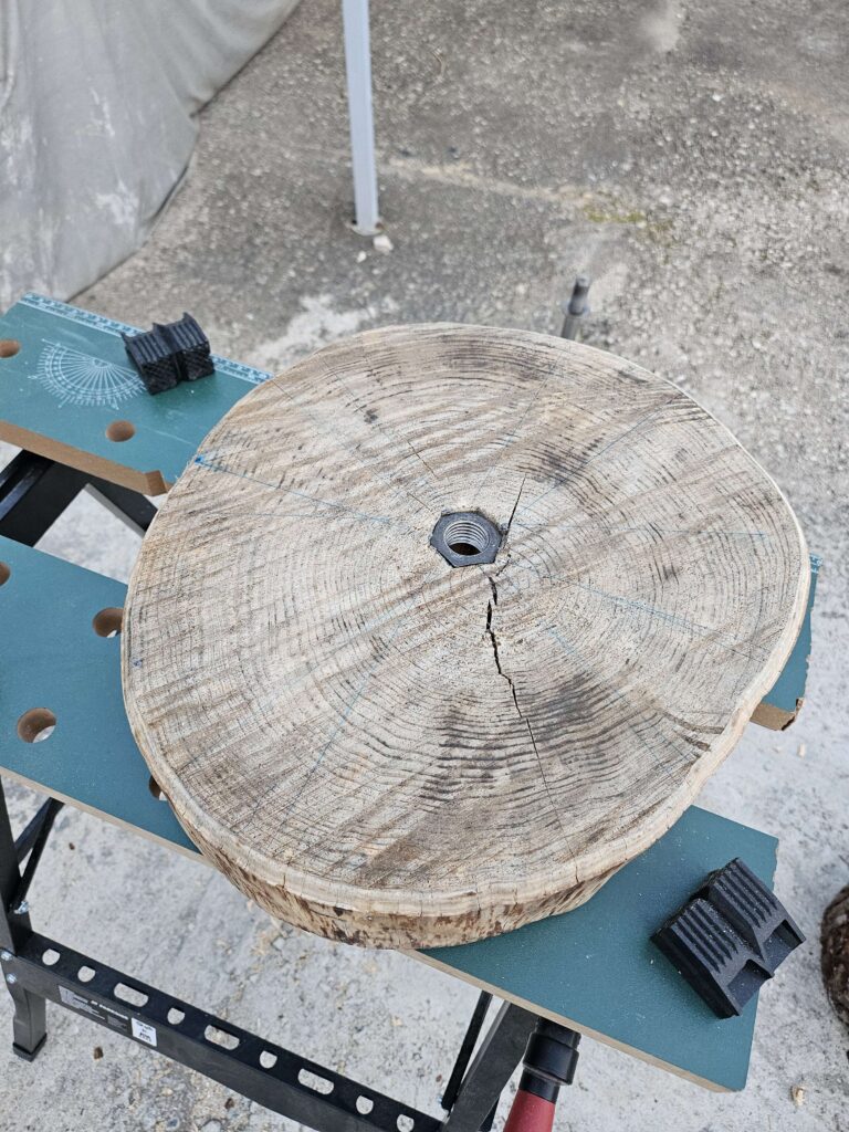 plateau de la table d'appoint