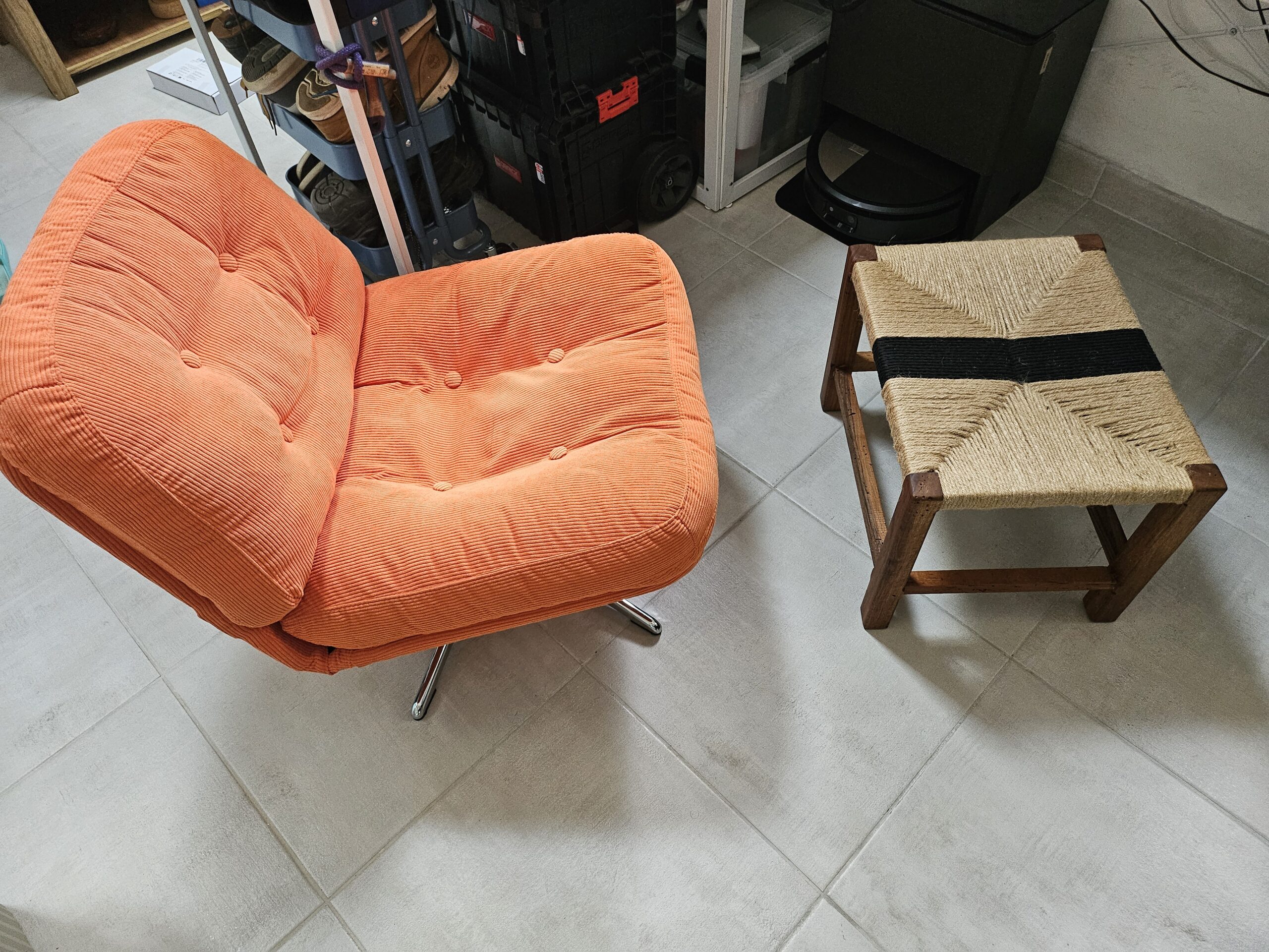 Walnut footrest